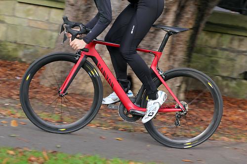 Review Canyon Aeroad CF SLX 7.0 Di2 road.cc